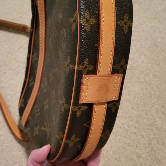 Louis Vuitton Jeune Fille GM - Picture 4 of 8